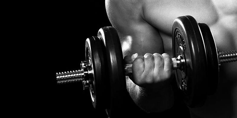 Exercise strength with dumbbells