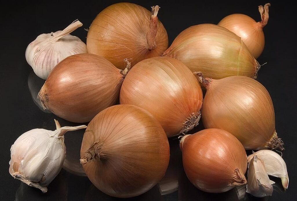 Garlic and onions get men excited